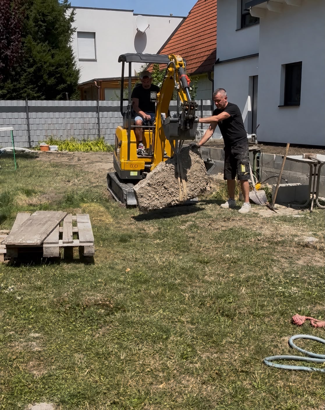 Erdarbeiten mit dem Bagger